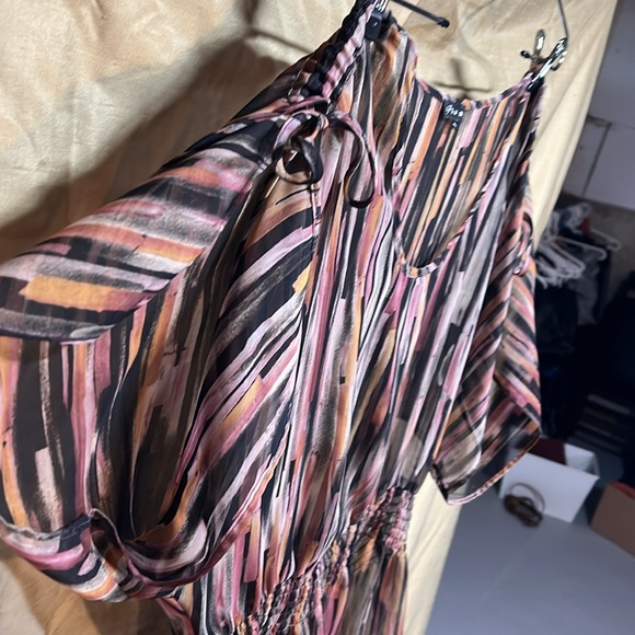 Reduced to sell!!!! Plum brand blouse - Picture 3 of 5